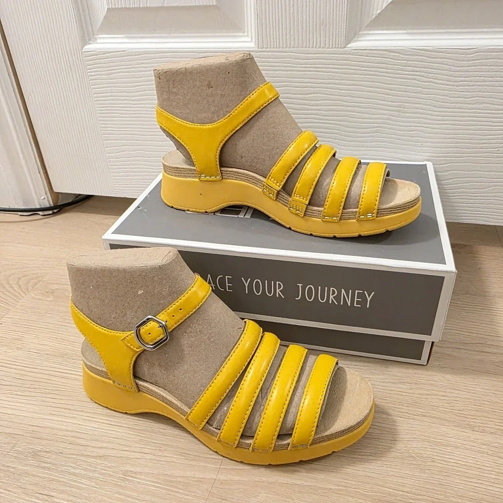 Dansko Yellow Leather Strappy Summer Cute Low Platform Roxie Sandals Size 8.5 39 - Picture 2 of 6